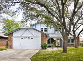 8358 Thorncliff Dr, San Antonio, TX 78250