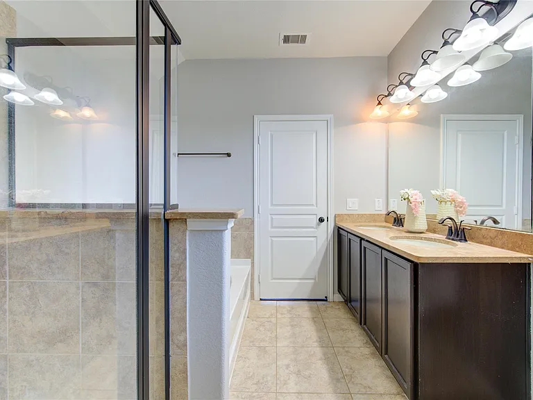 15318 Benson Landing Dr — Photo 16