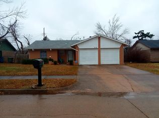 712 W 7th St, Edmond, OK 73003