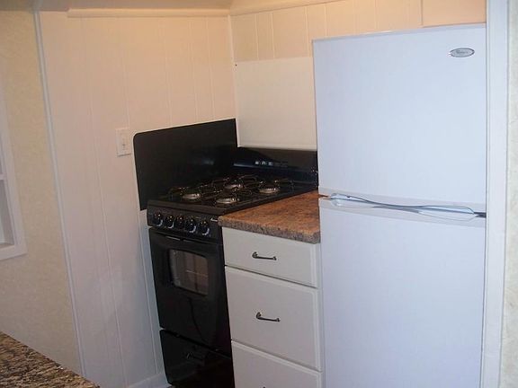 new stove and fridge