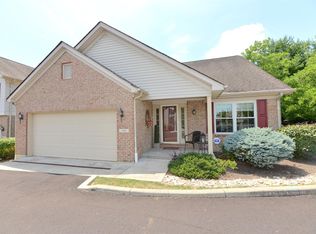101 Whispering Knolls Ct, Loveland, OH 45140