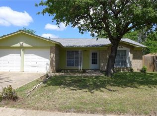 7533 Bermejo Rd, Fort Worth, TX 76112