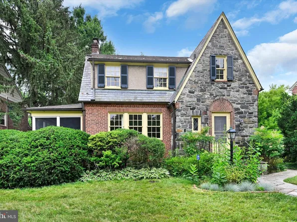 205 E Lake Ave, Baltimore, MD 21212