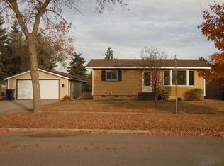216 12th St NW, Watertown, SD 57201
