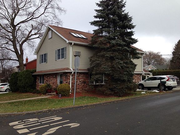 3rd image of 103 Westlake Dr