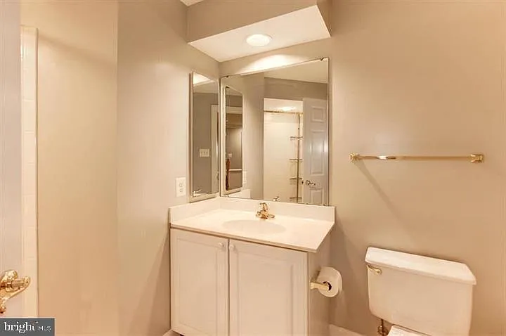 14213 Floral Park Dr — Photo 31
