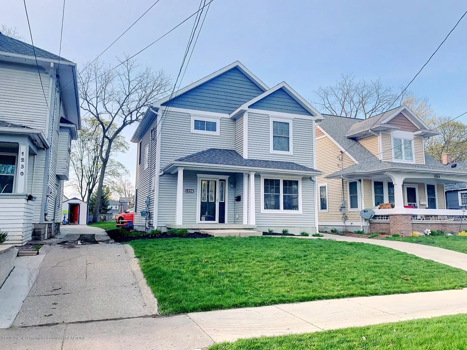 1226 W Lenawee St photo 1