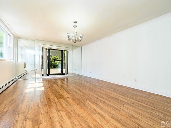 3rd image of 211 Bergenline Ave