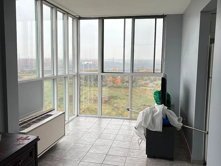 61 Markbrook Ln #1601 — Photo 4