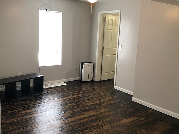 3rd image of 5413 Bridge Ave
