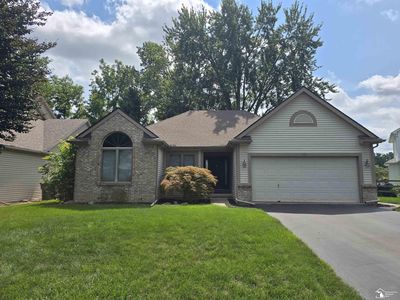 885 Hickory Creek Dr, Temperance, MI, 48182