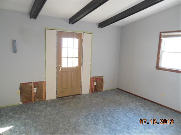 5th image of 425 Higgins Dr