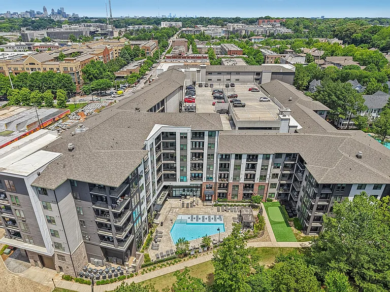 915 Glenwood Apartments on the Beltline — Photo 65