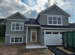 529 Lagrandeur Rd, Somerset, WI 54025