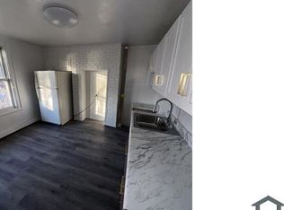 11 Lincoln Ter APT 2, Yonkers, NY 10701