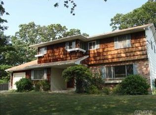 15 Jefferson Blvd, Port Jefferson Station, NY 11776