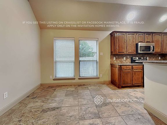5th image of 108 Chateau Dr