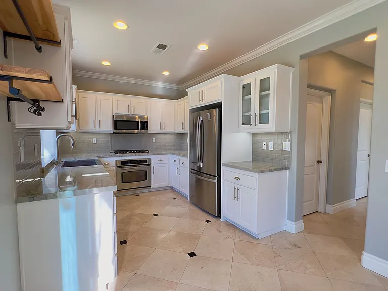 2287 Calle Catarina — Photo 12