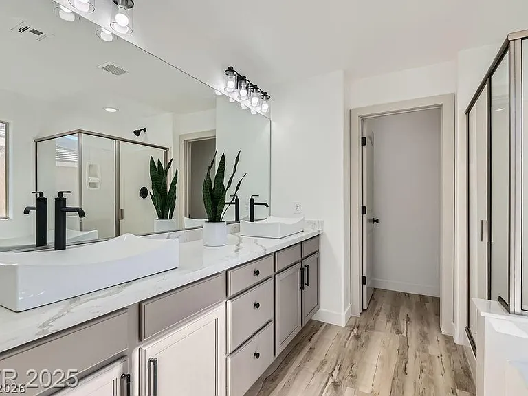 5873 Skyfall Ct — Photo 39