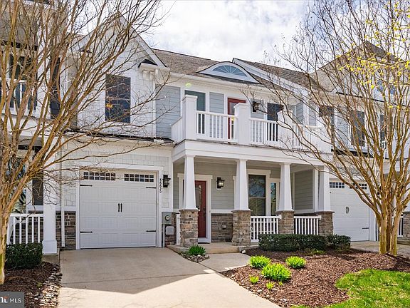 2nd image of 36620 Day Lily Pkwy