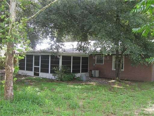 3rd image of 235 W Pershing Dr