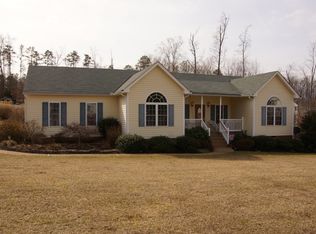 5200 Misty Spring Dr, Midlothian, VA 23112