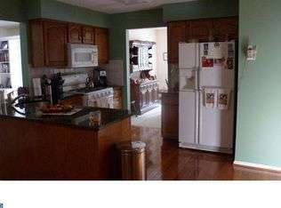 92 Sandhurst Dr, Mount Laurel, NJ 08054