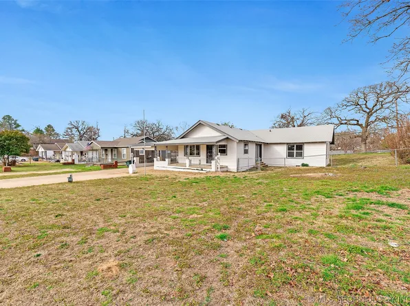 908 N Garfield Ave, Sand Springs, OK 74063