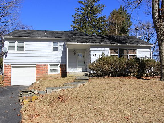 2nd image of 48 Cypress Ln
