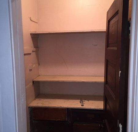 4th image of 3024 N Richards St