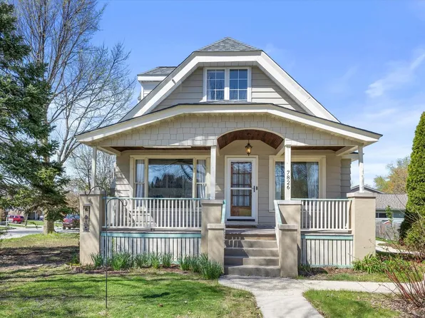 7826 West Cold Spring ROAD, Greenfield, WI 53220