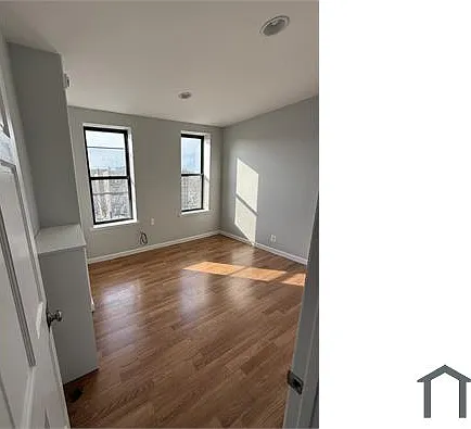 2408 Cambreleng Ave #19 — Photo 7