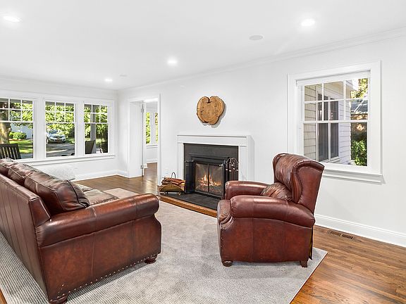4th image of 66 Milburn Ln