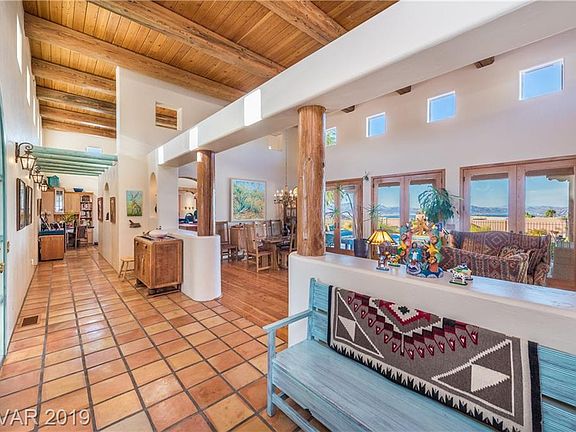 3rd image of 835 Temple Rock Ct