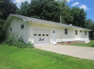 6063 W Lakeside Dr SW, Sherrodsville, OH 44675