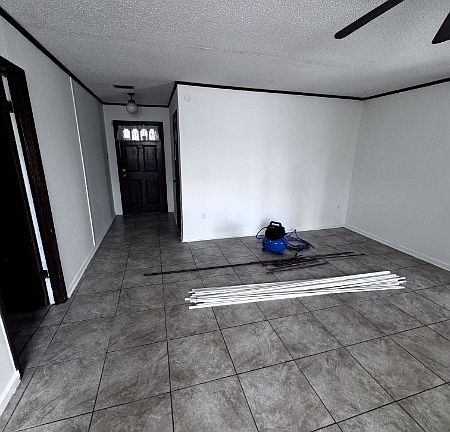 4th image of 5521 Green Valley Ave