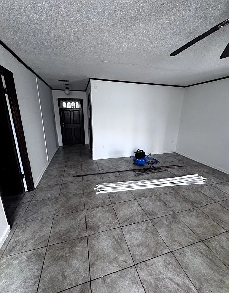 5521 Green Valley Ave — Photo 4