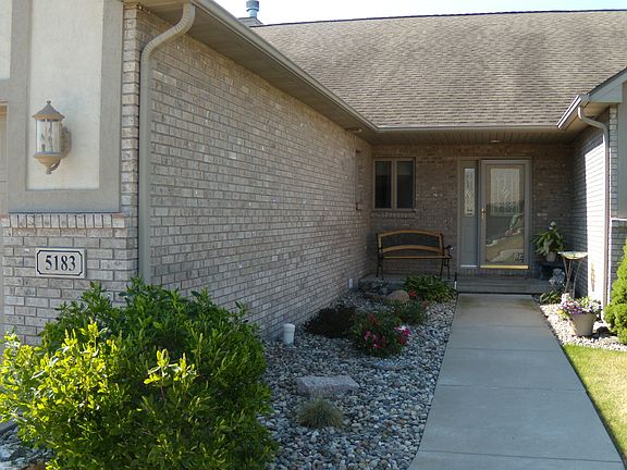 3rd image of 5183 Wyndemere Sq