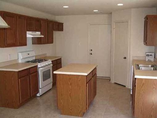 2nd image of 3406 Wickham Ln