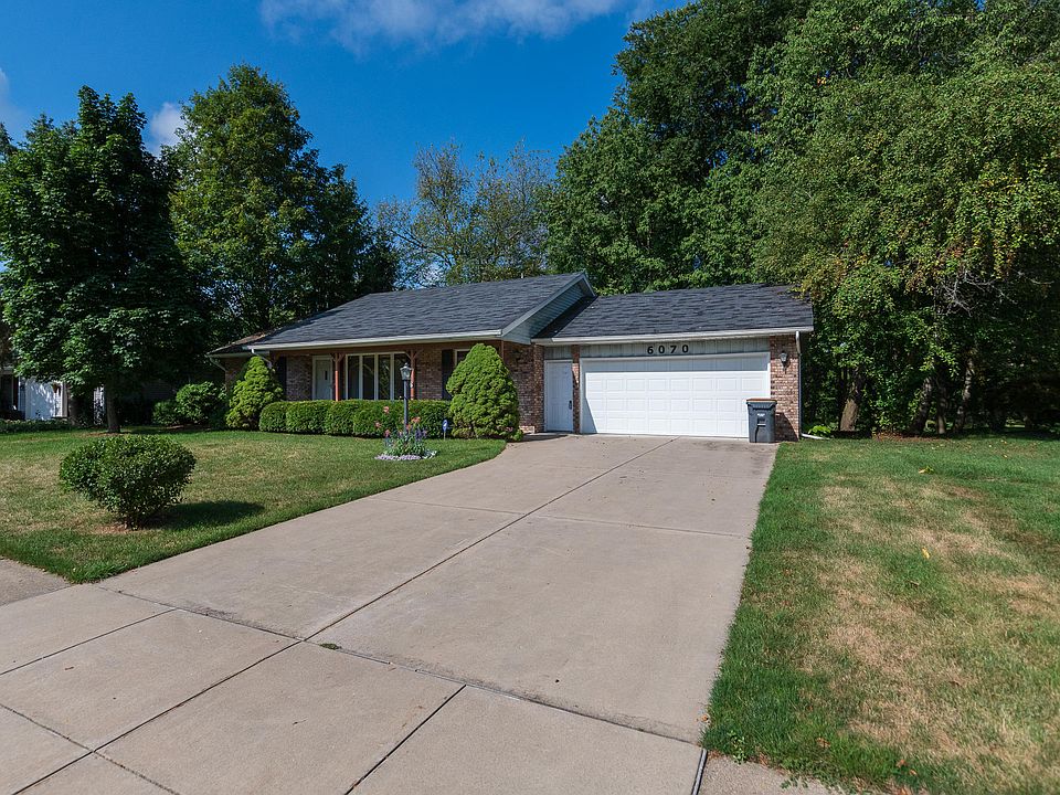 1st image of 6070 Baywood Dr