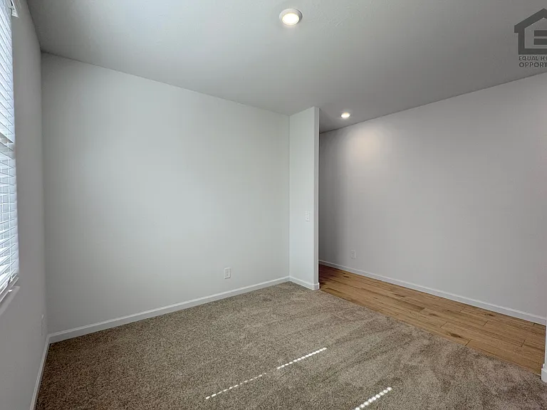 18236 W Avenida Del Sol — Photo 10