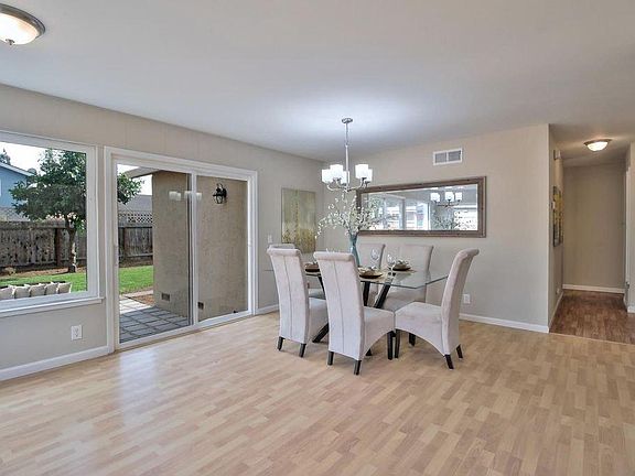 5th image of 334 Avenida Pinos