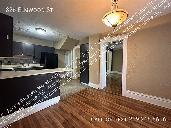 2nd image of 826 Elmwood St
