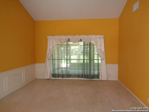3rd image of 9507 Legend Isle Dr