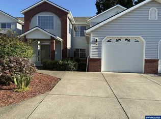 72 Weldwood Dr, Lebanon, OR 97355