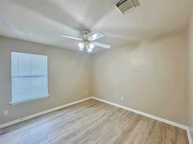6535 Silky Moss Dr — Photo 26
