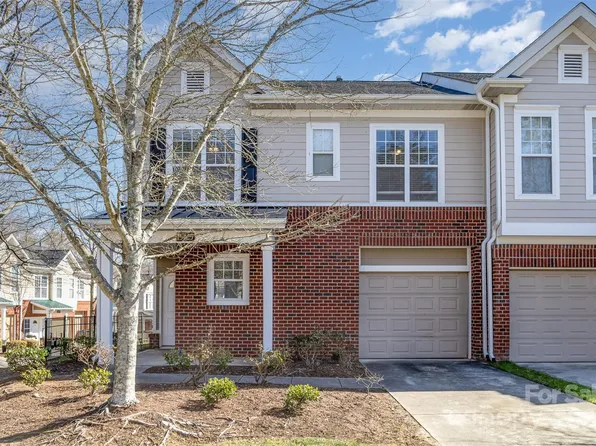 15425 Coventry Court Ln, Charlotte, NC 28277