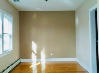 125 Sportsmans Ave FLOOR 1, Freeport, NY