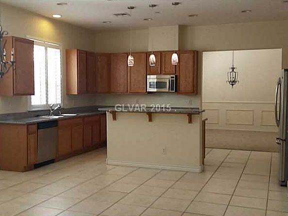 4th image of 9599 Trattoria St