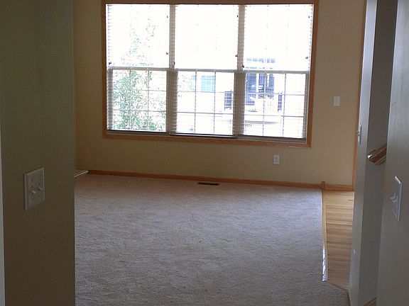 5th image of 9977 Pincherry Ln
